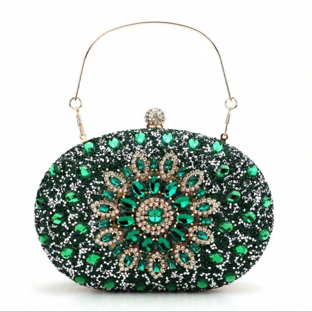 💎 Jewel Encrusted Purse 💎 - Picture 2 of 8